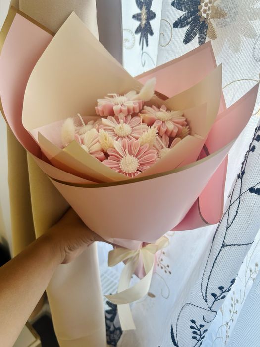 Buchet margarete din ceara naturala