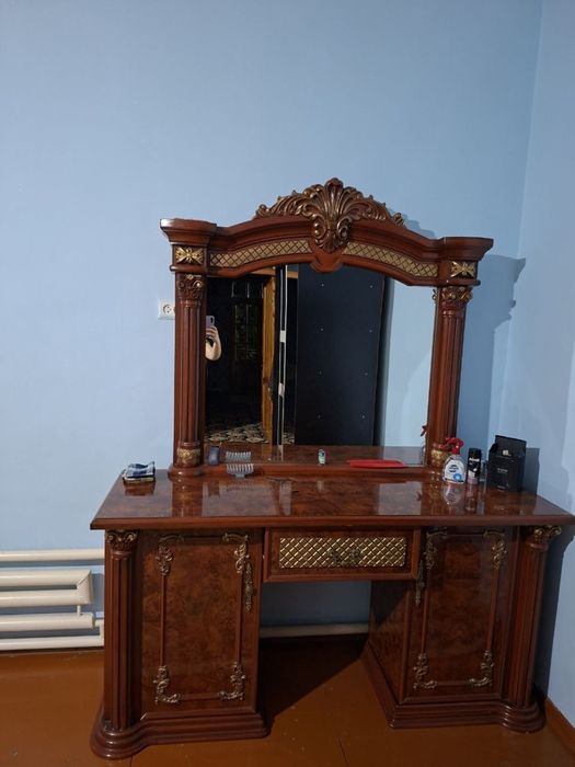 Spalniy mebel komplekt