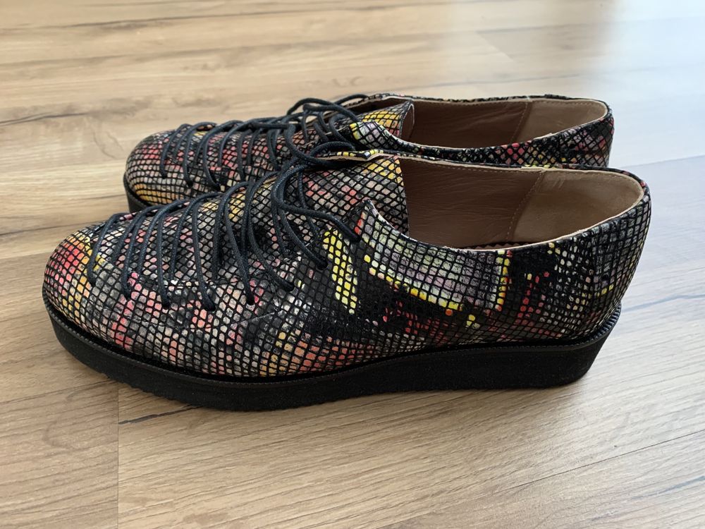 carry out Faroe Islands Nursery rhymes Pantofi Creative Shoes, cu siret, din piele naturala, mărime 38 Bucuresti  Sectorul 4 • OLX.ro