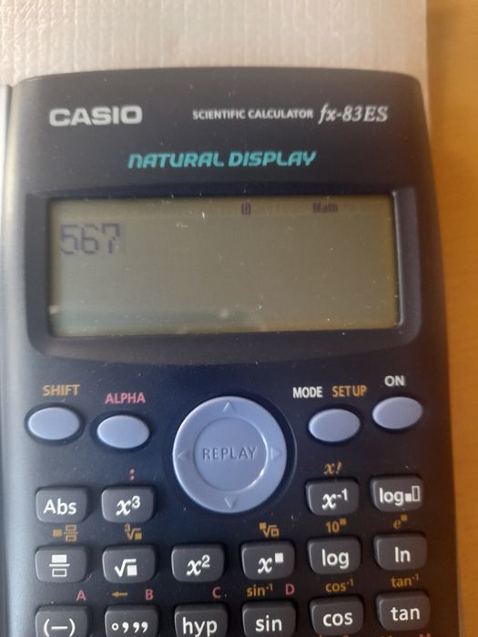 Vind calculator științific Casio fx-83 es