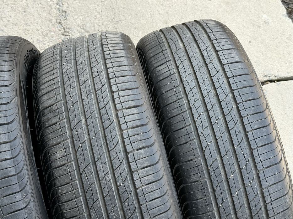 215|55 R18. Комплект шин.