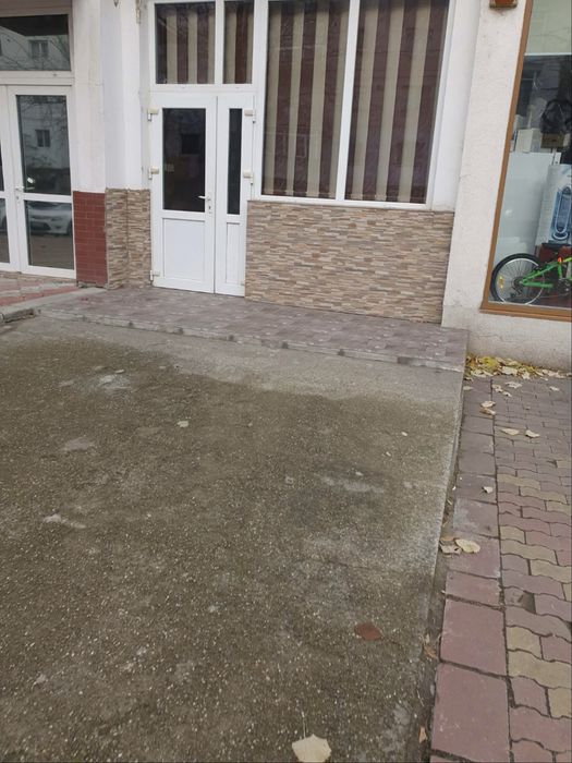 Spatiu comercial Adjud