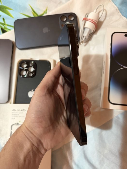 Vand telefone Iphone 14proMax 256 gb