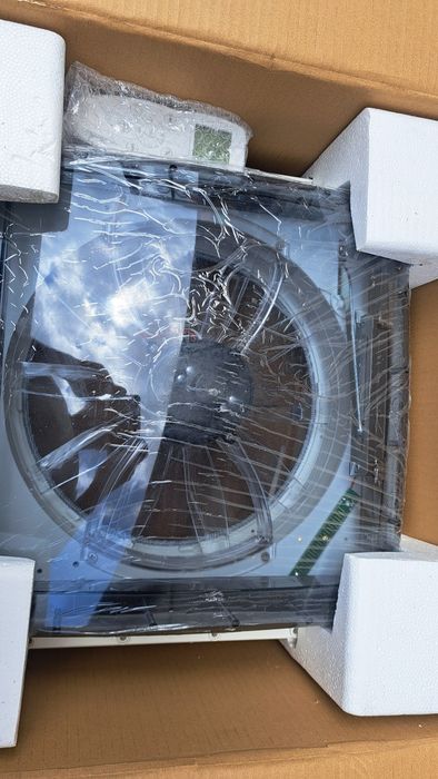 Trapa rulota cu ventilator și telecomanda