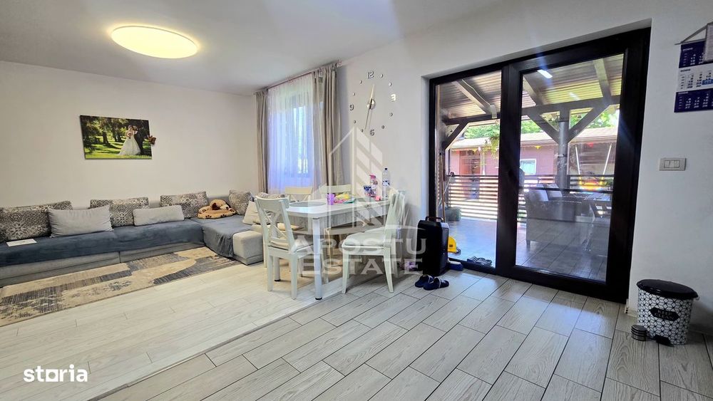 Casa individuala de vanzare cu 4 camere, 2 bai, terasa si foisor, Sag