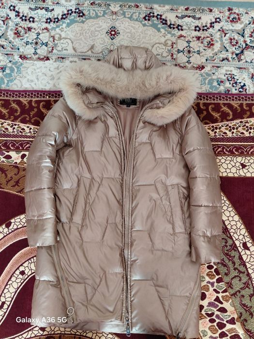 Зимняя женская куртка