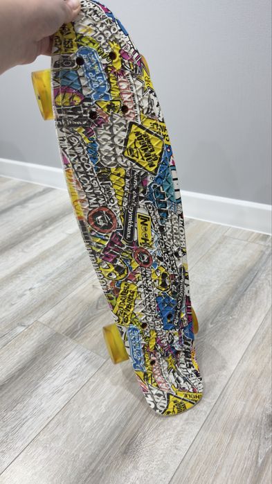 Скейтборд (светятся колеса)