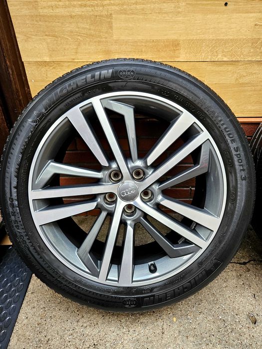 Лети джанти AUDI S Q5 20"