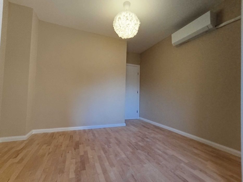 Продава се Тристаен апартамент в София, Люлин 5 - 87 кв.м за 1137 €/кв.м - Снимка #9