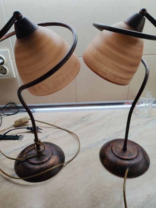 Светильник настольный