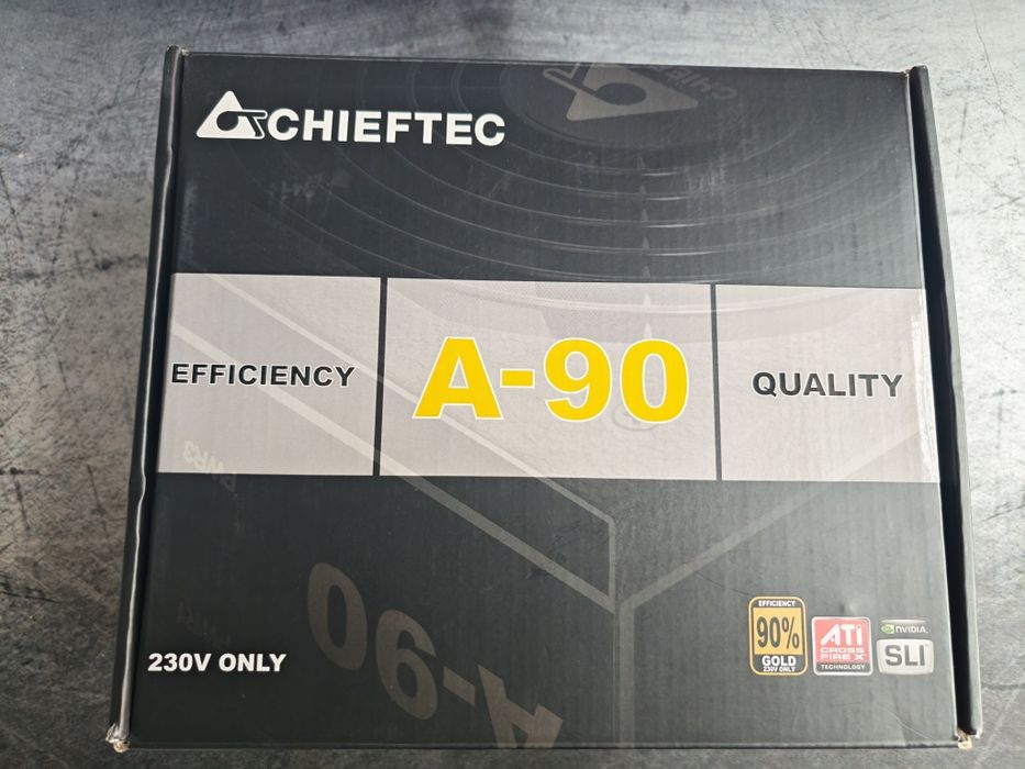Vând Sursa PC 750W Certificare GOLD eficientă 90%+ Semi-Modulara
