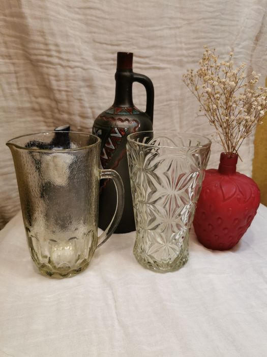 Бутылки. Дизайн. Ваза.