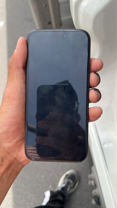 Apple iPhone 15 pro,256gb,titanium,
