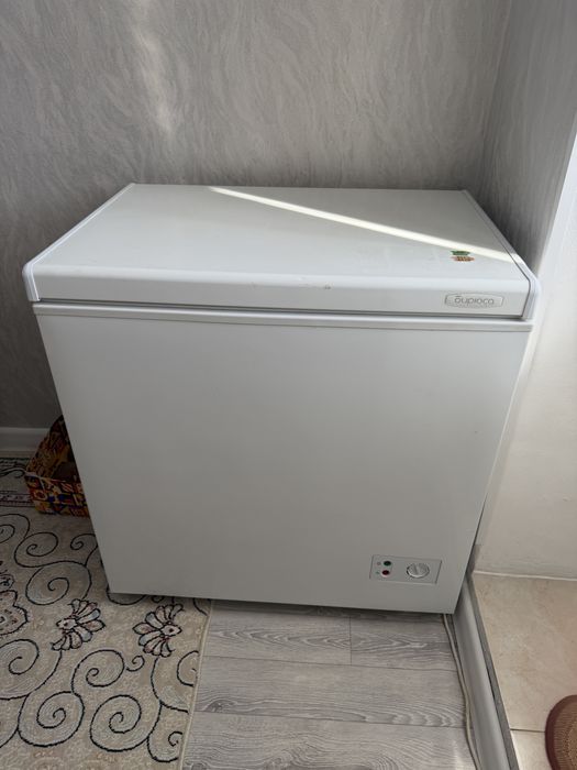 Продам морозильник