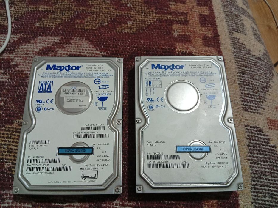 2x HDD Maxtor 160GB SATA + 120GB IDE