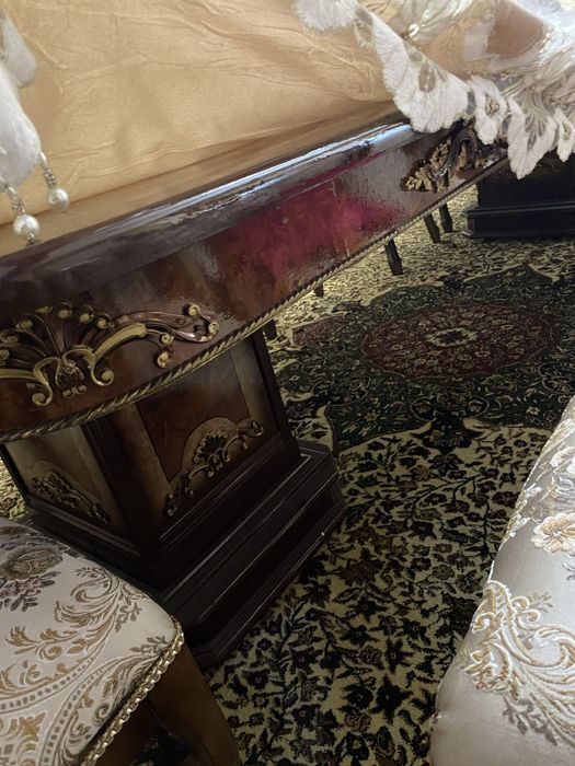 Стол стул 22 талик сотилади янгидай турибти