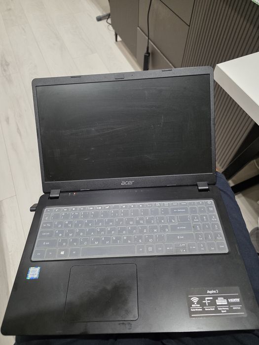 Продам ноутбук Aser aspire 3