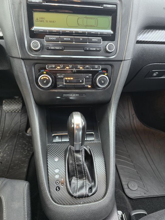 Golf VI 2011 1.6 TDI - DSG - foarte bine echipat