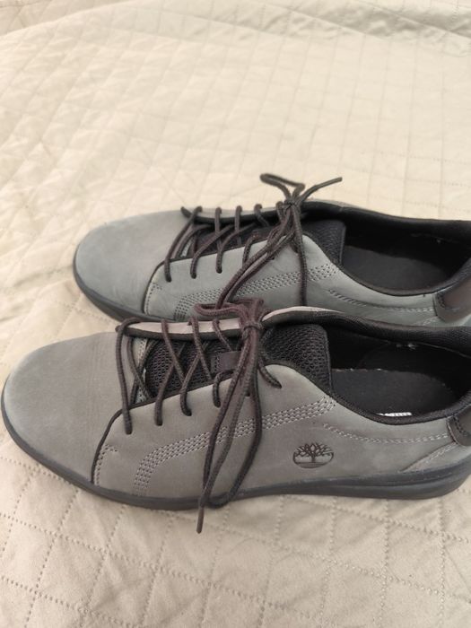 Pantofi Timberland 41 stare impecabila