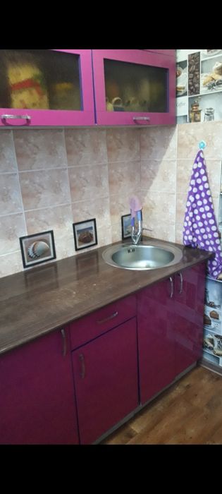 Продам квартиру 3-х комнатную