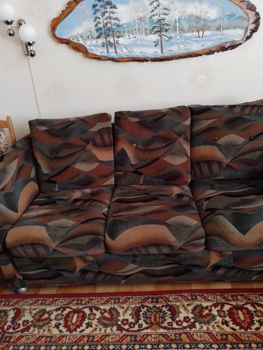 Продаётся уголок 1-2-3 нормальном состоянии