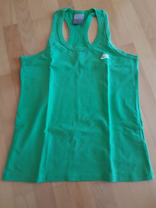 Tricou dama Nike mărimea S