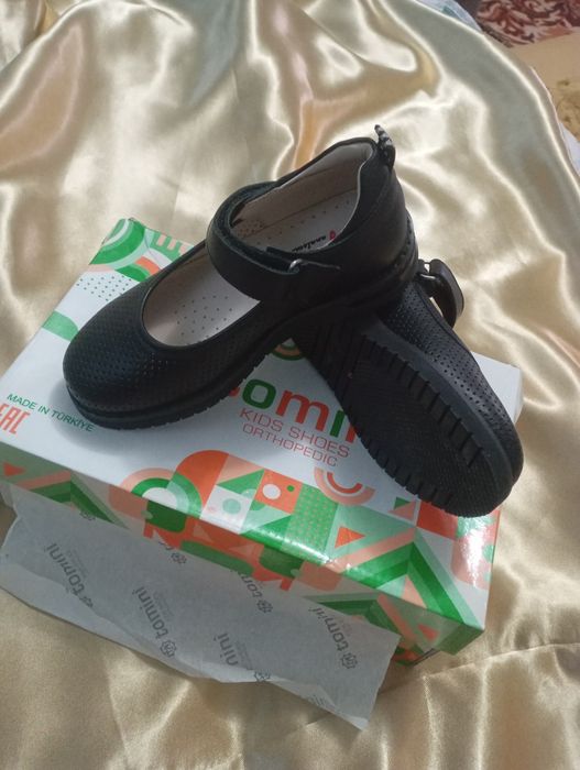 Обувы для мальчиков и девочек