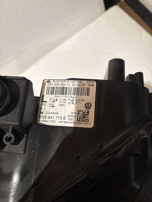 Ляв фар VW Tiguan
