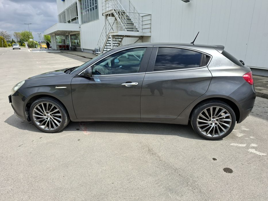 Alfa Romeo Gulietta 2.0-JTDm2 140кс.6 ск.