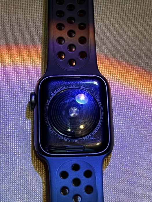 Apple watch se 40mm 1год горянтие