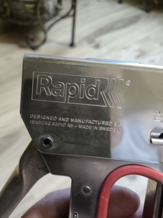 Ръчен механичен такер Rapid R153