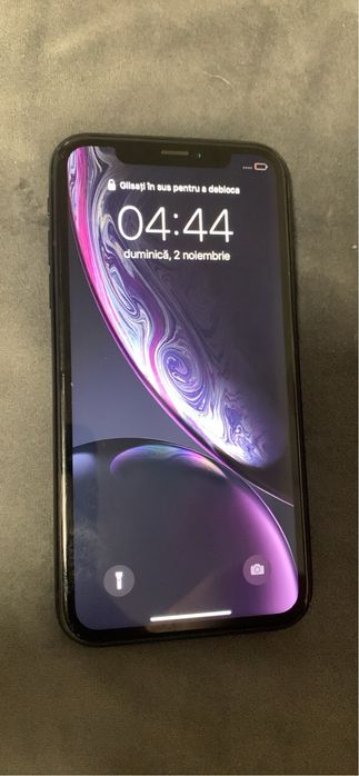 Iphone xr in stare buna de functionare cat si estetic 9/10