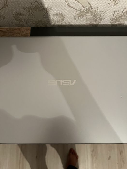 ASUS Vivobook 11