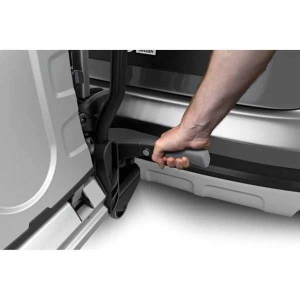 Suport biciclete Thule EasyFold XT 3 prindere pe carligul de remorcare