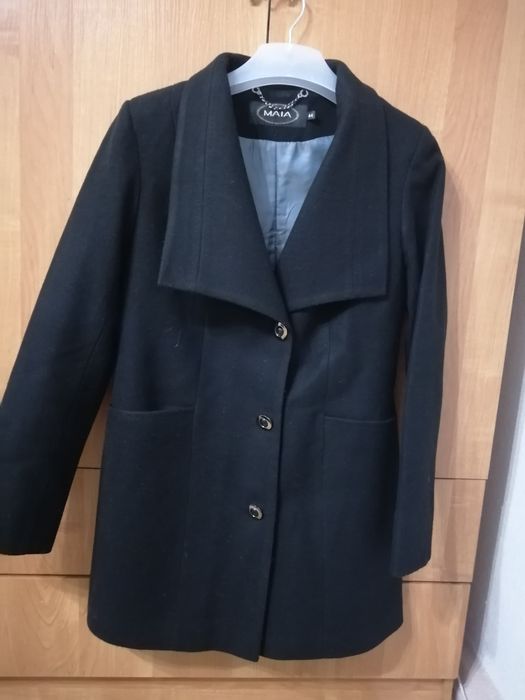 Срочно продам верхнюю одежду