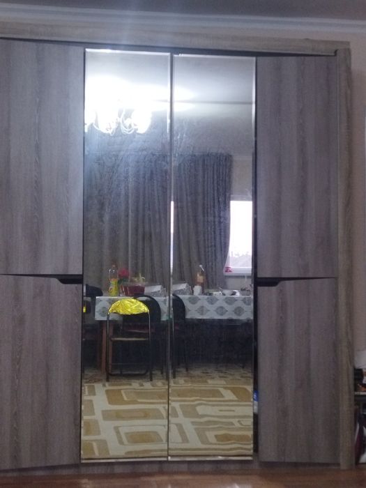 Шкаф мебель продаю