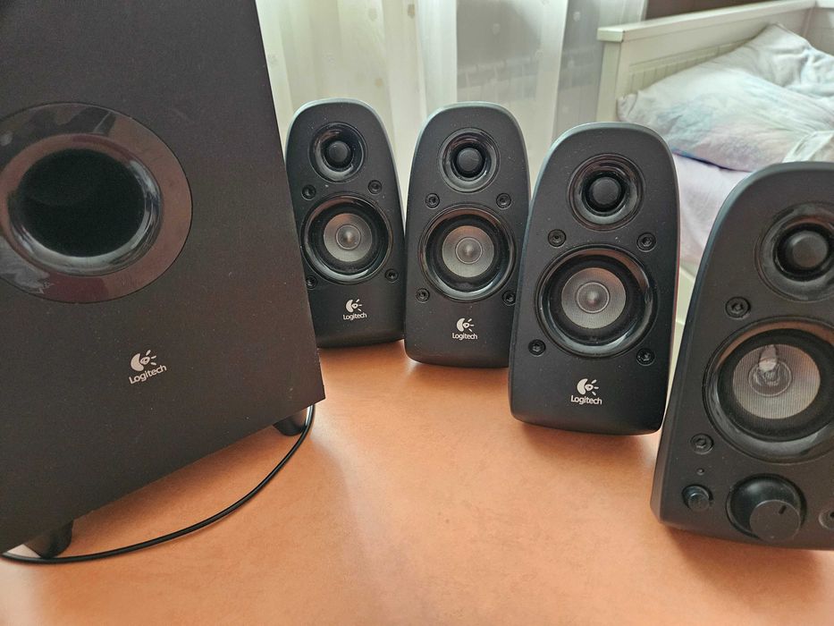 Колонки Logitech 5.1 Z506, 75W RMS
