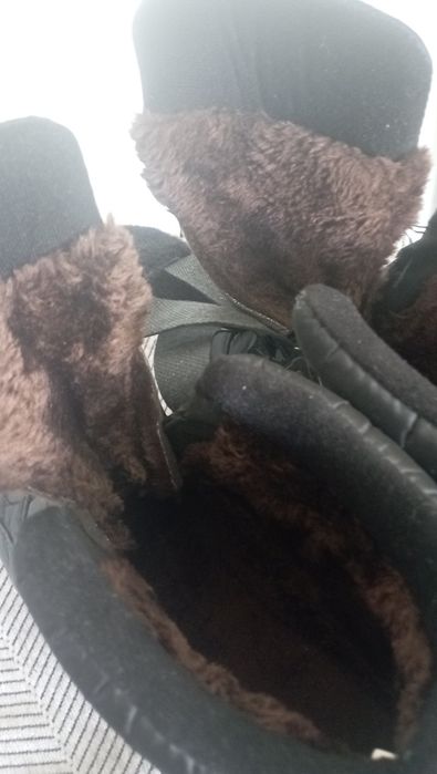 Кроссовки зимние