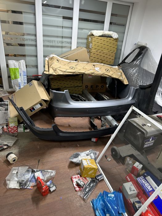 Piese noi de vanzare