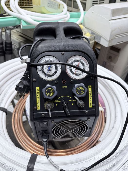 Станция за изтегкянс на хладилен агент(фреон)