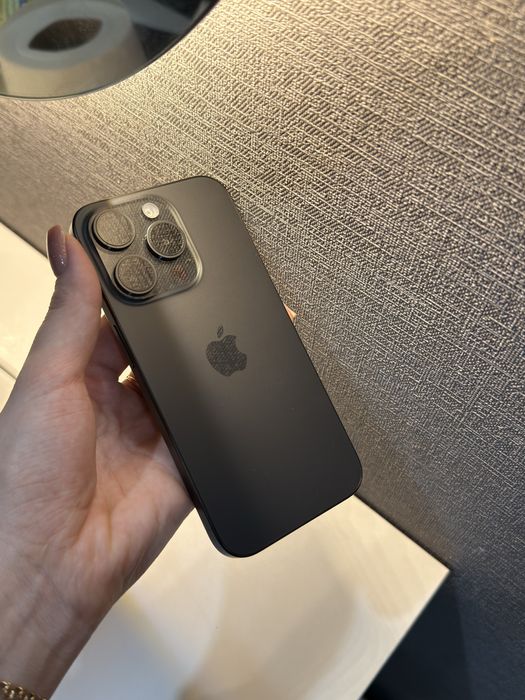 Iphone 15 pro black titan 128gb