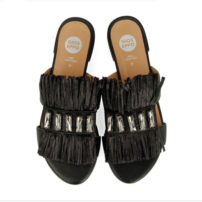 Чехли естествена кожа Gioseppo 36 номер