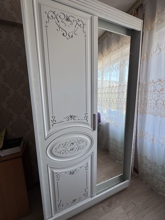 Шкаф купе в отличном состоянии