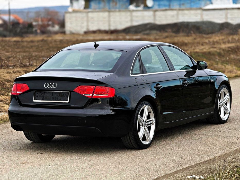 AUDI A4 B8 2010 2.0 TDI Euro 5 S-LINE Adus recent !