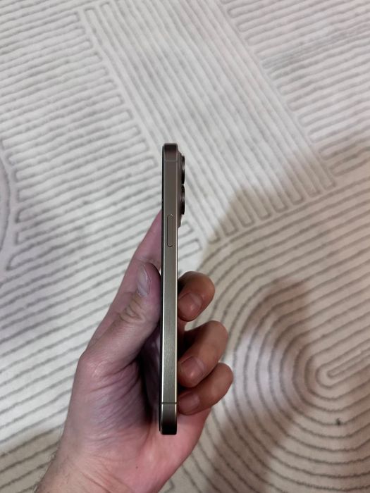 Продам iPhone 15pro Max 256gb