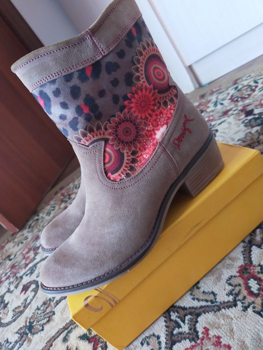 Продам обувь 3000