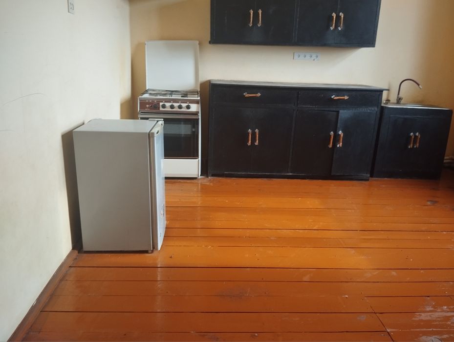 Уй ижарага берилади. Манзил: Қорақалпоғистон Беруний тумани