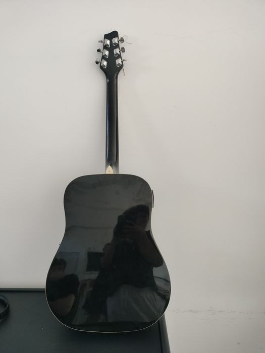 Chitară acustică