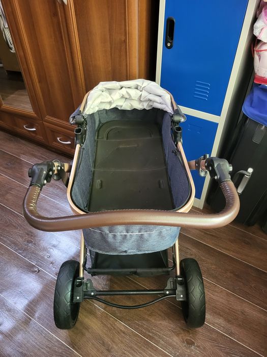 Коляска детсий. Балаларға арналған коляска