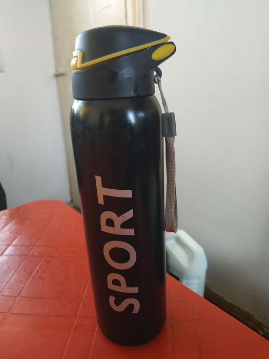 Термос детские.Рабочом состояние.Термос ,детский.Кам ишлатилган.Арзон.